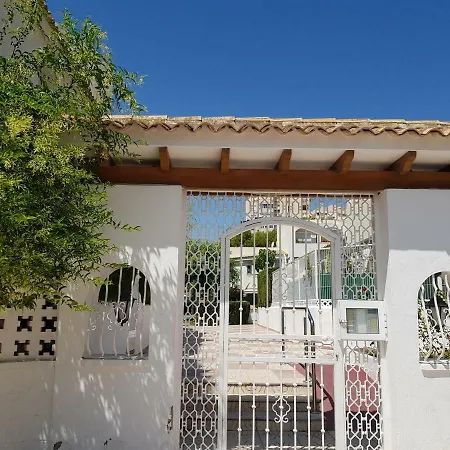 Sol Y Playa Apartment *